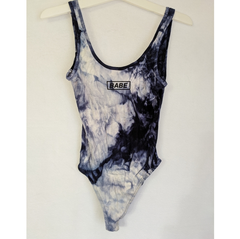 NWT tie dye bodysuit sz S